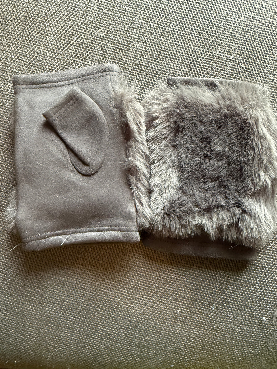 Faux Fur Fingerless Gloves