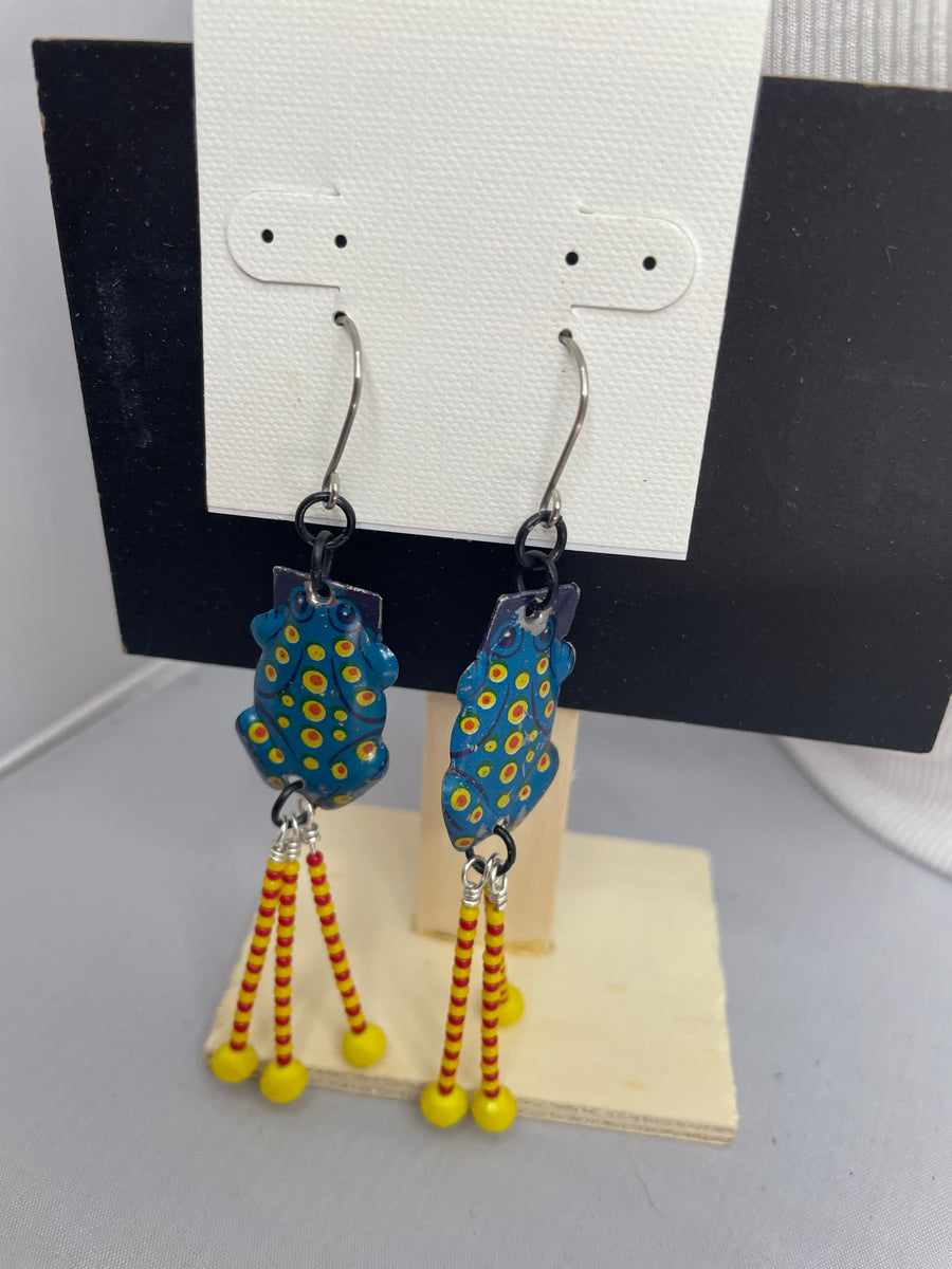 Frog Clicker Earrings by The Vintage Jewel