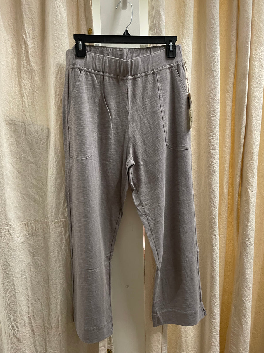 Cotton Slub Pocket Capri by Escape