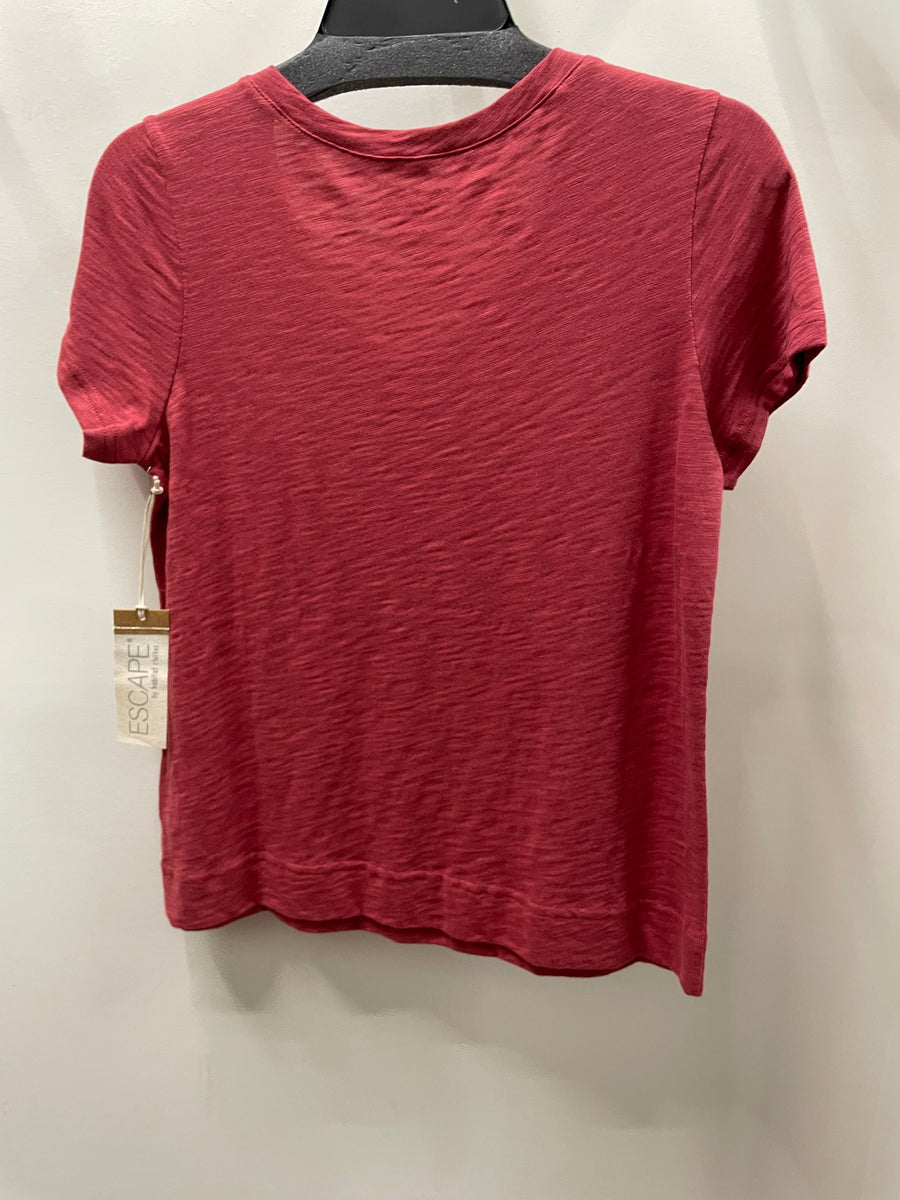 Solid Short Sleeve V-Neck Tee by Escape 10000