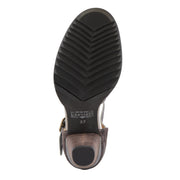 L'Artiste Parchelle Closed Toe Leather Shoe
