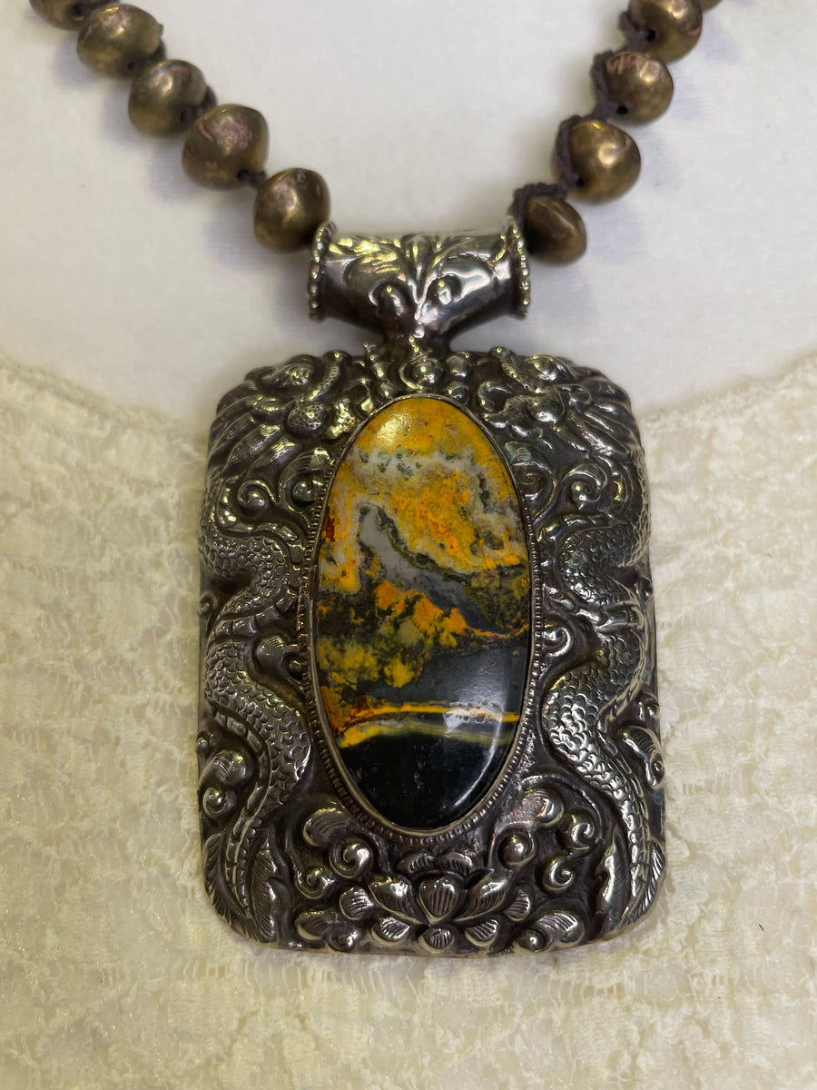 Bumble Bee Dragon Short Necklace