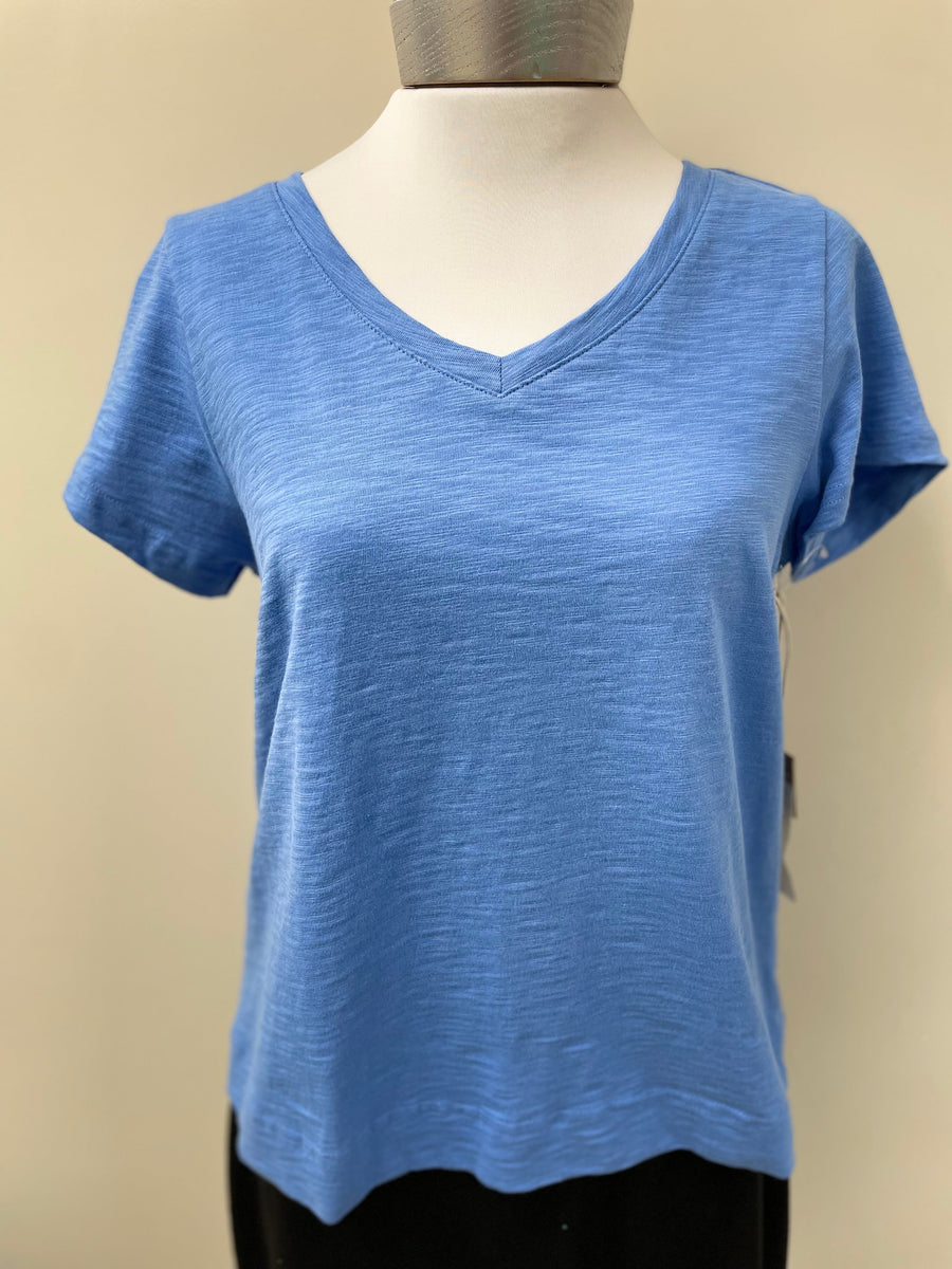 Solid Short Sleeve V-Neck Tee by Escape 10000