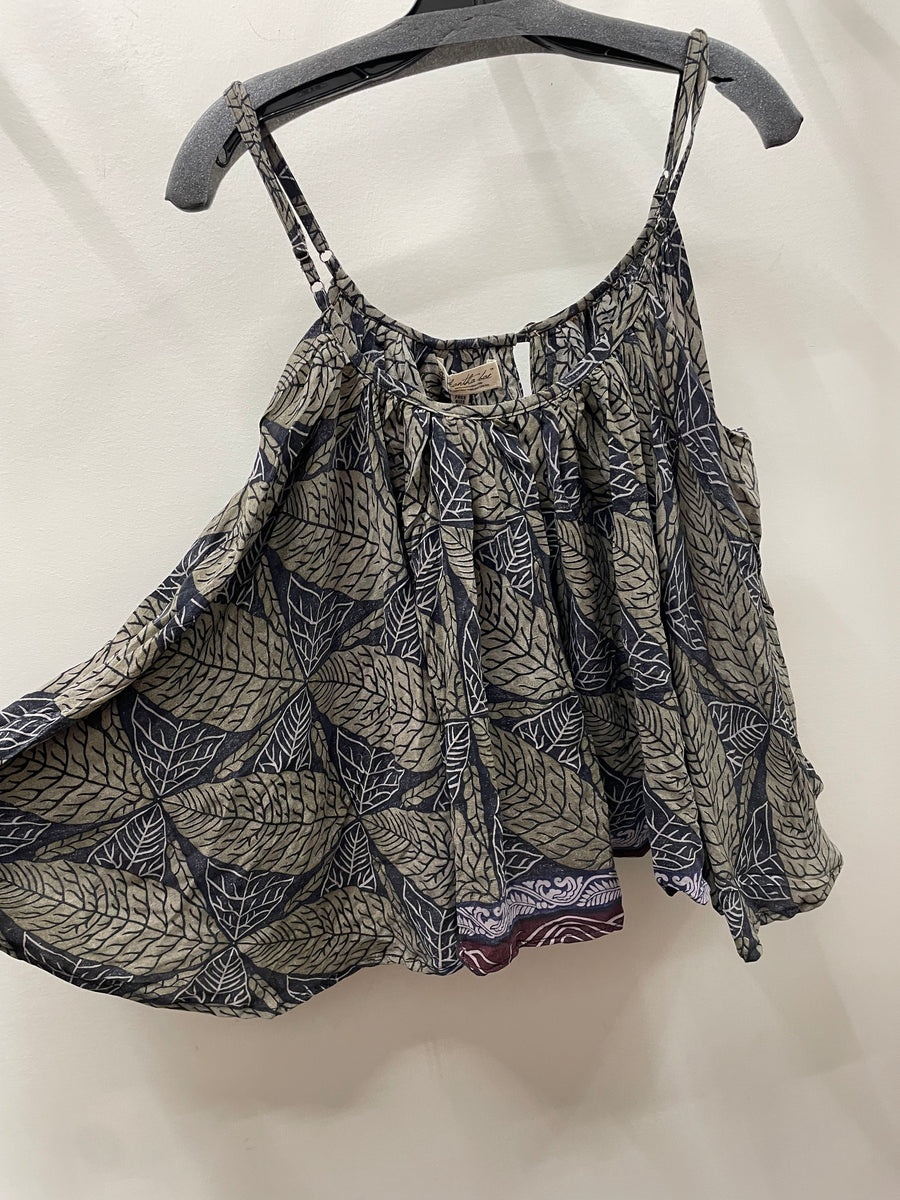 Prosperity Tank #252 by Kantha Bae