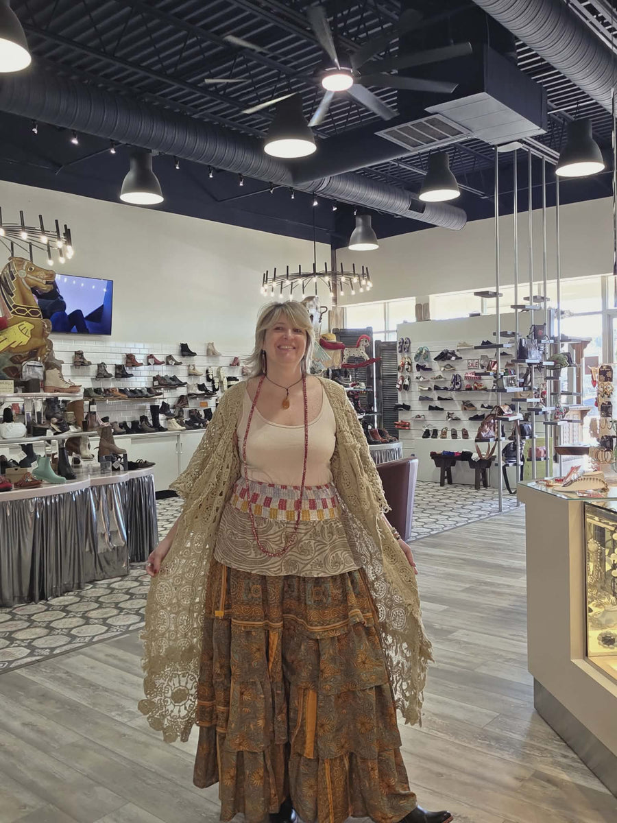 Rasgulla Sari Venus Ruffle Maxi by Kantha Bae Robin Boutique Forever Timeless Kimono by Jaded Gypsy