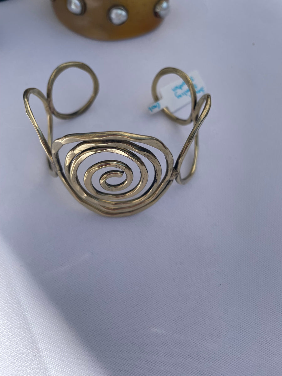 Small Spiraling Sensation Cuff
