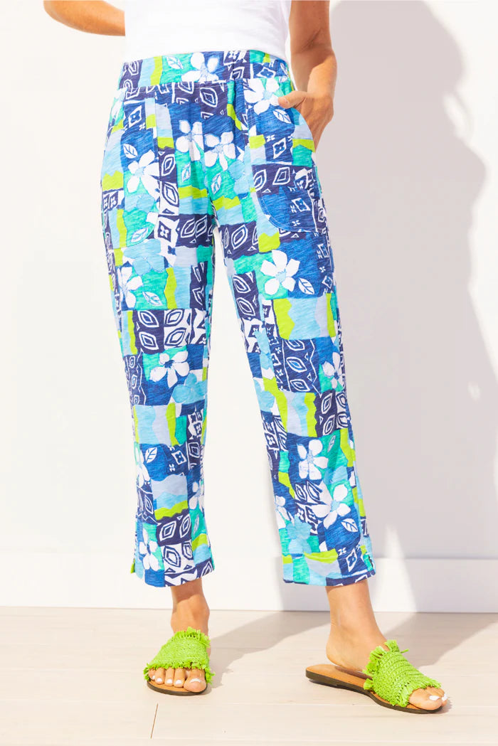 Island Hand Block Pocket Capri by Escape