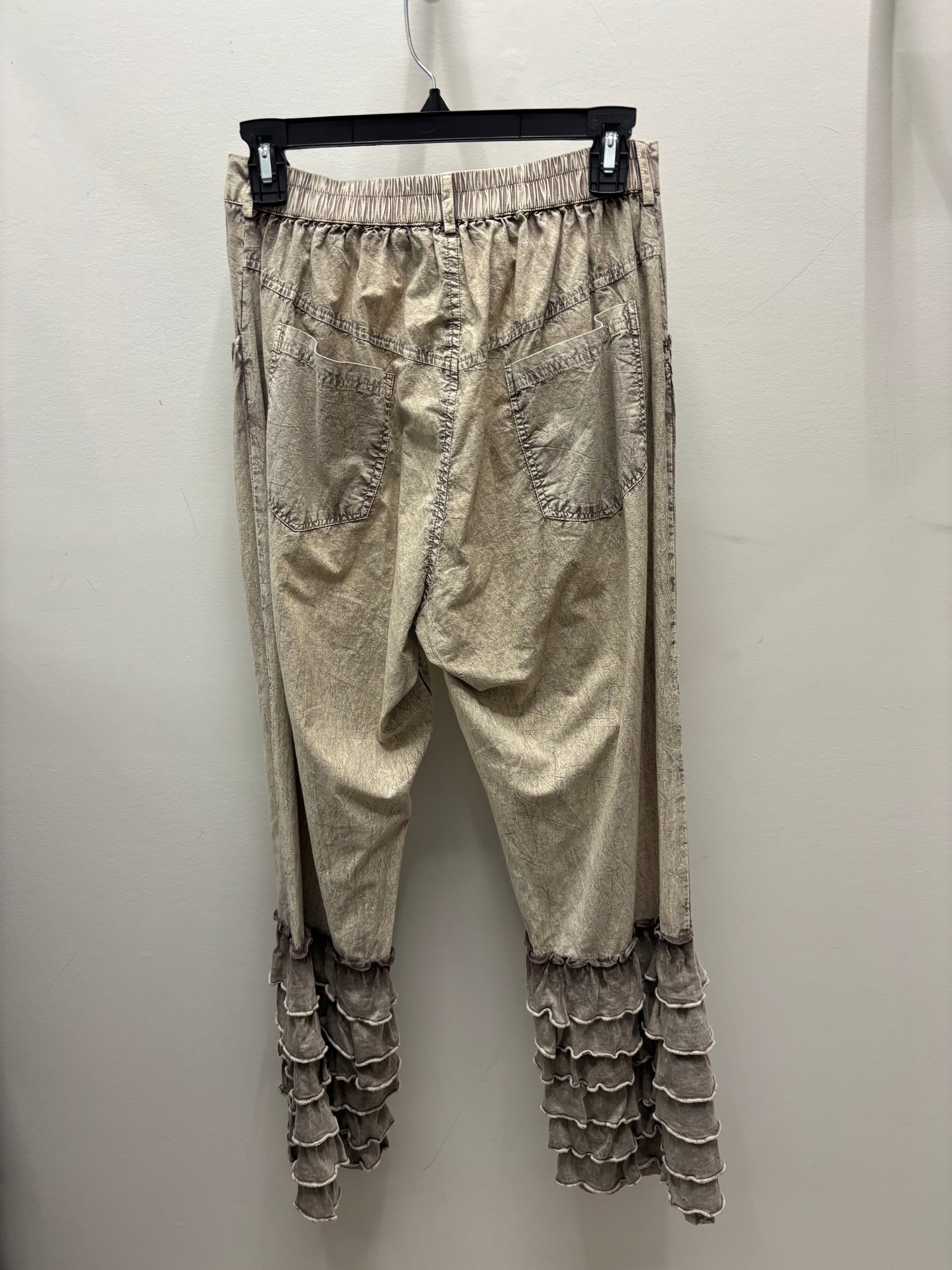 Ruffle Breeze Pants