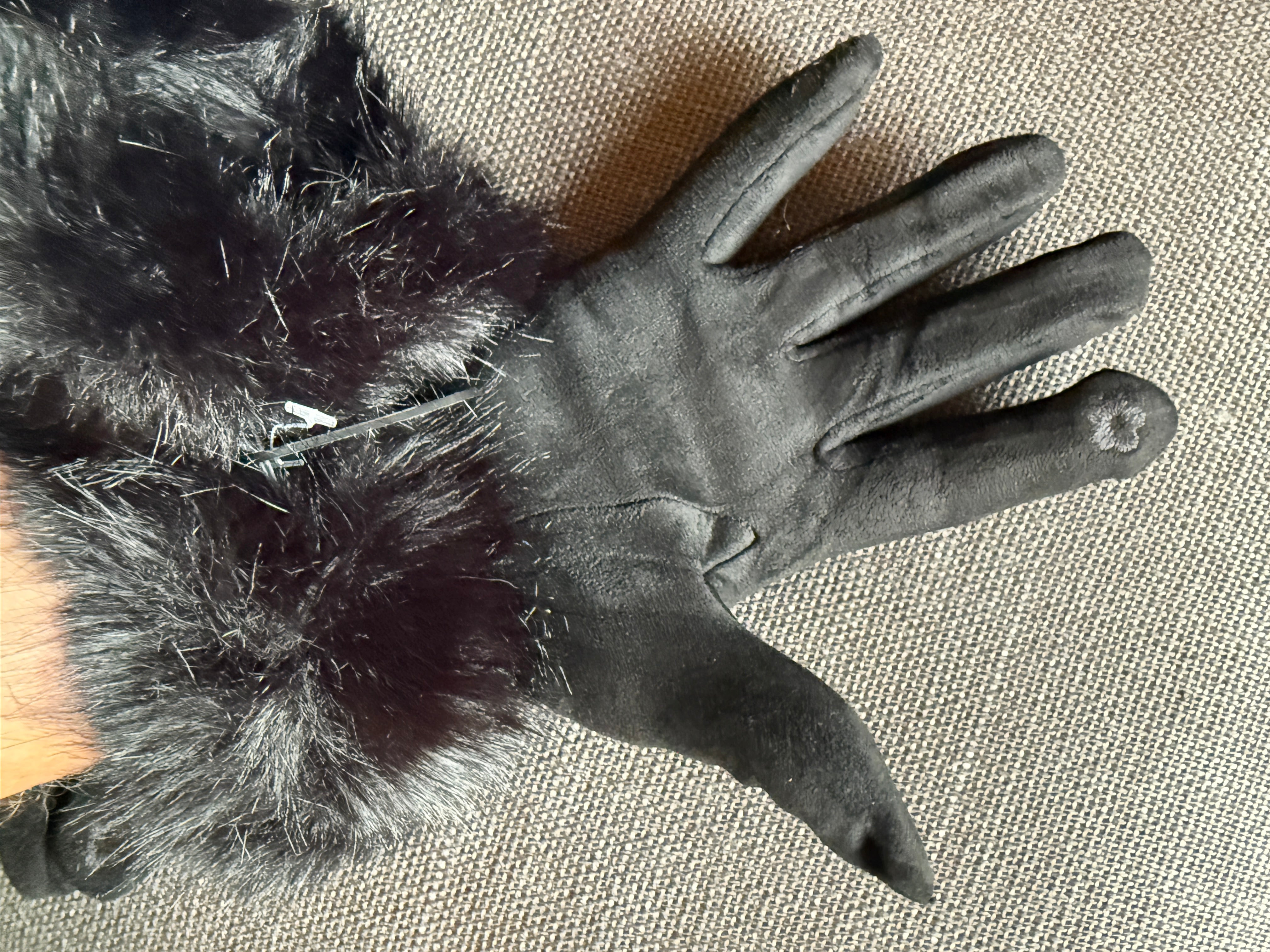 Soft Touch Screen Gloves with Fake fur cuffs Black with pointer finger for touchscreen - Robin Boutique