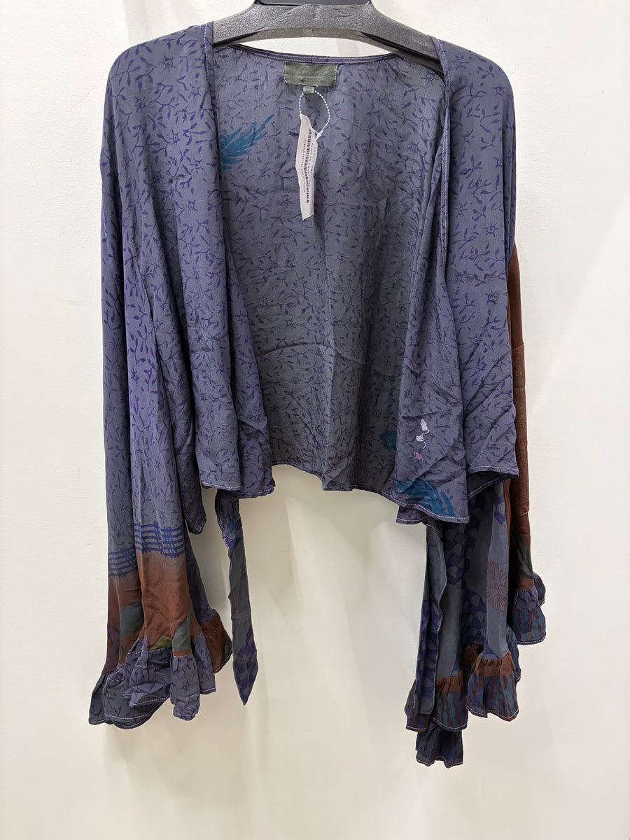 Opal Zepplin Shrug #096 by Kantha Bae