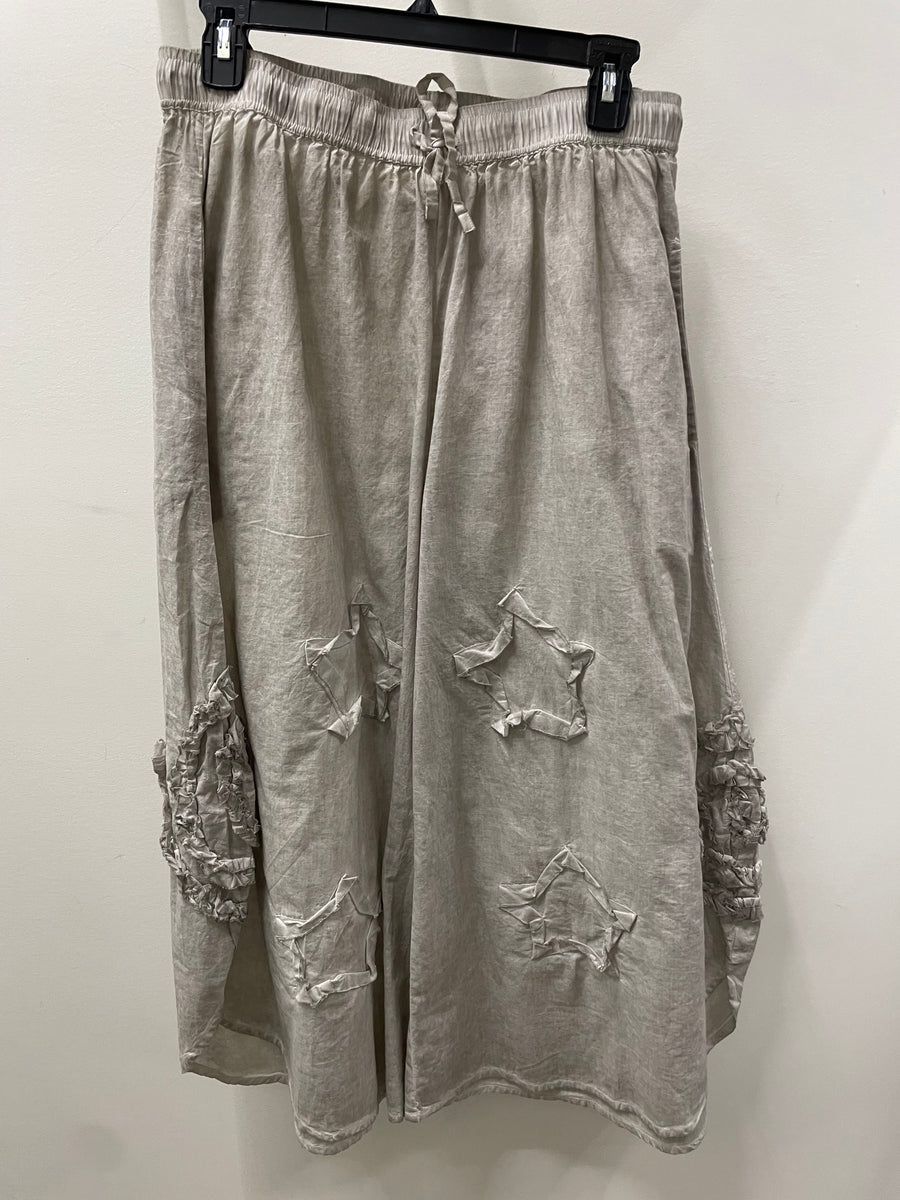 Applique Artistry Star Pants by The Paper Lace