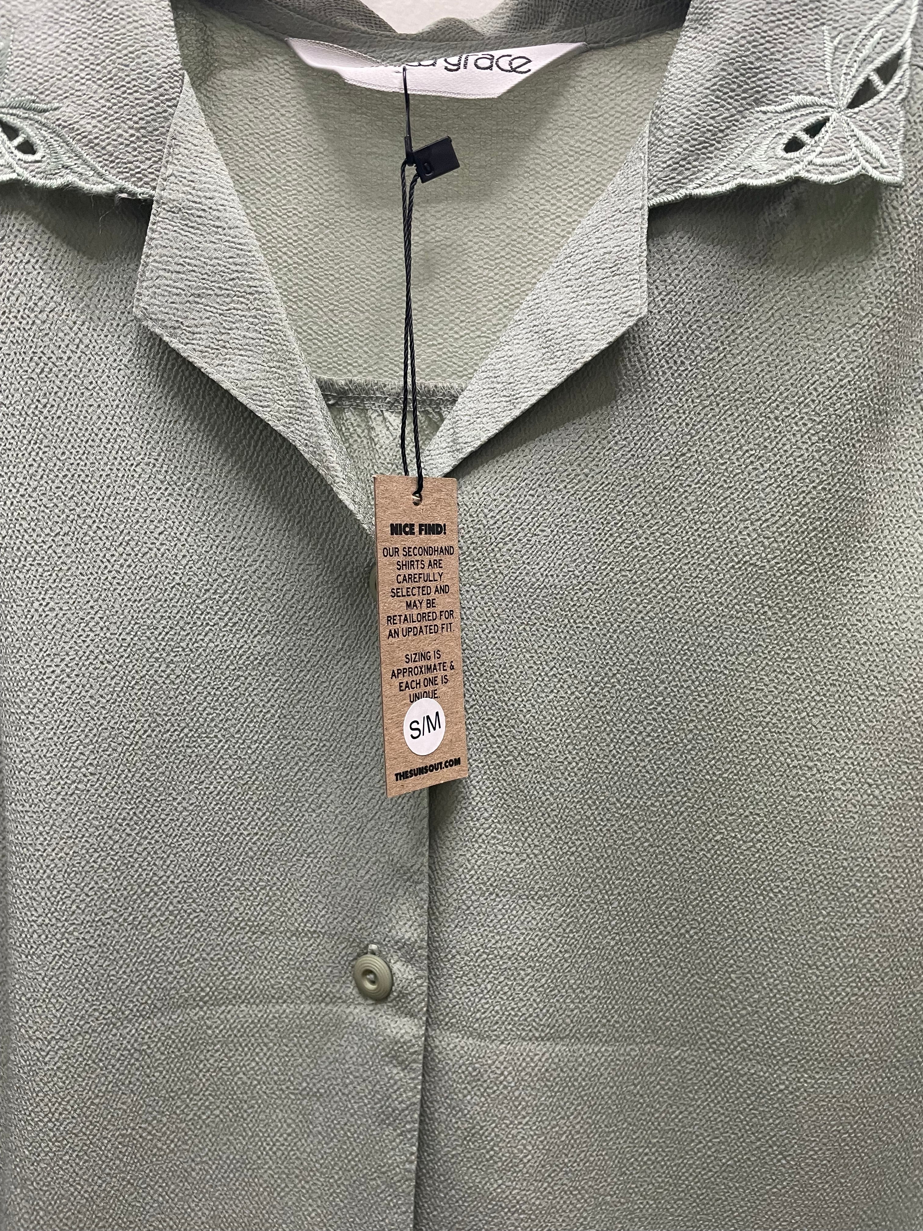 Reworked Sleeveless Flowy Crop Button Down #08