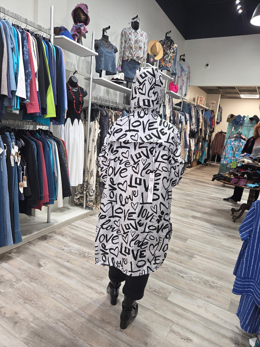 Packable Raincoat in Grafitti Black and White