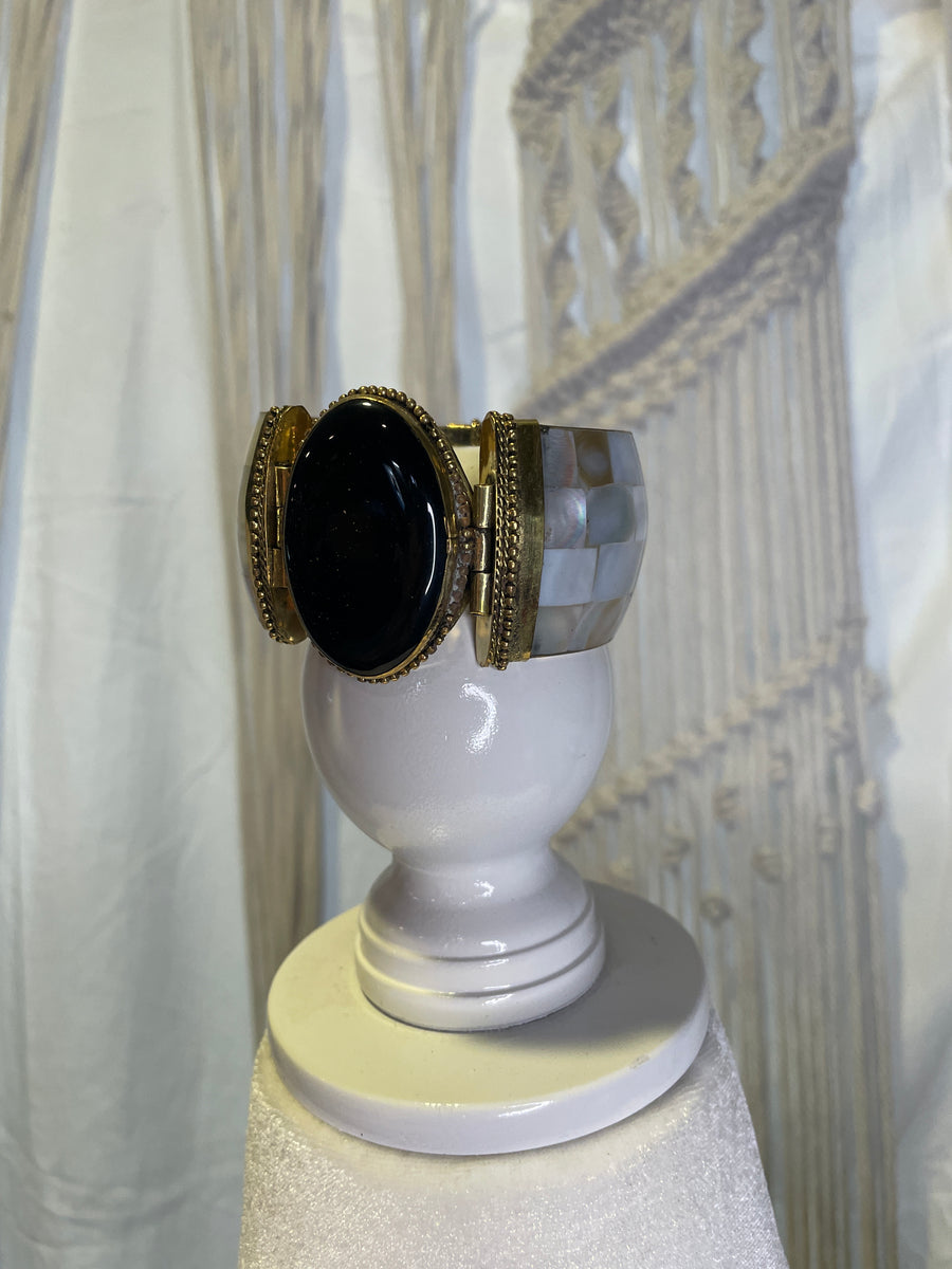 Abalone Shell Onyx Bangle