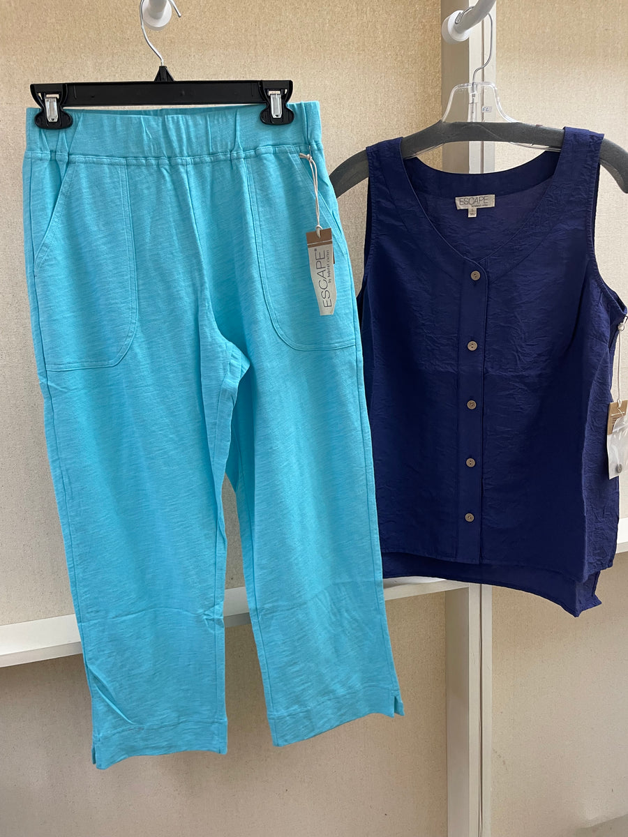 Cotton Slub Pocket Capri by Escape