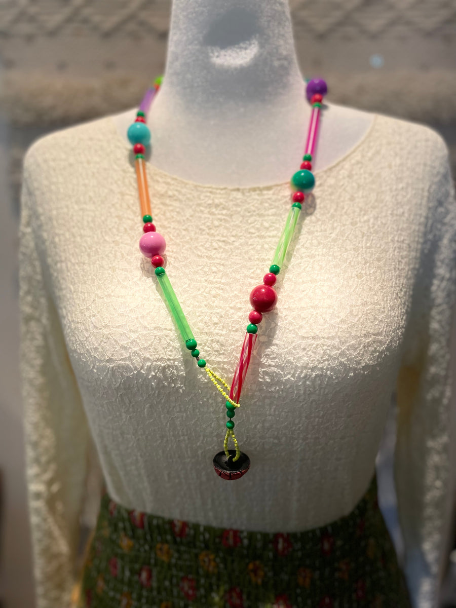 Retro Boho Fun Crackle Necklace by Lori