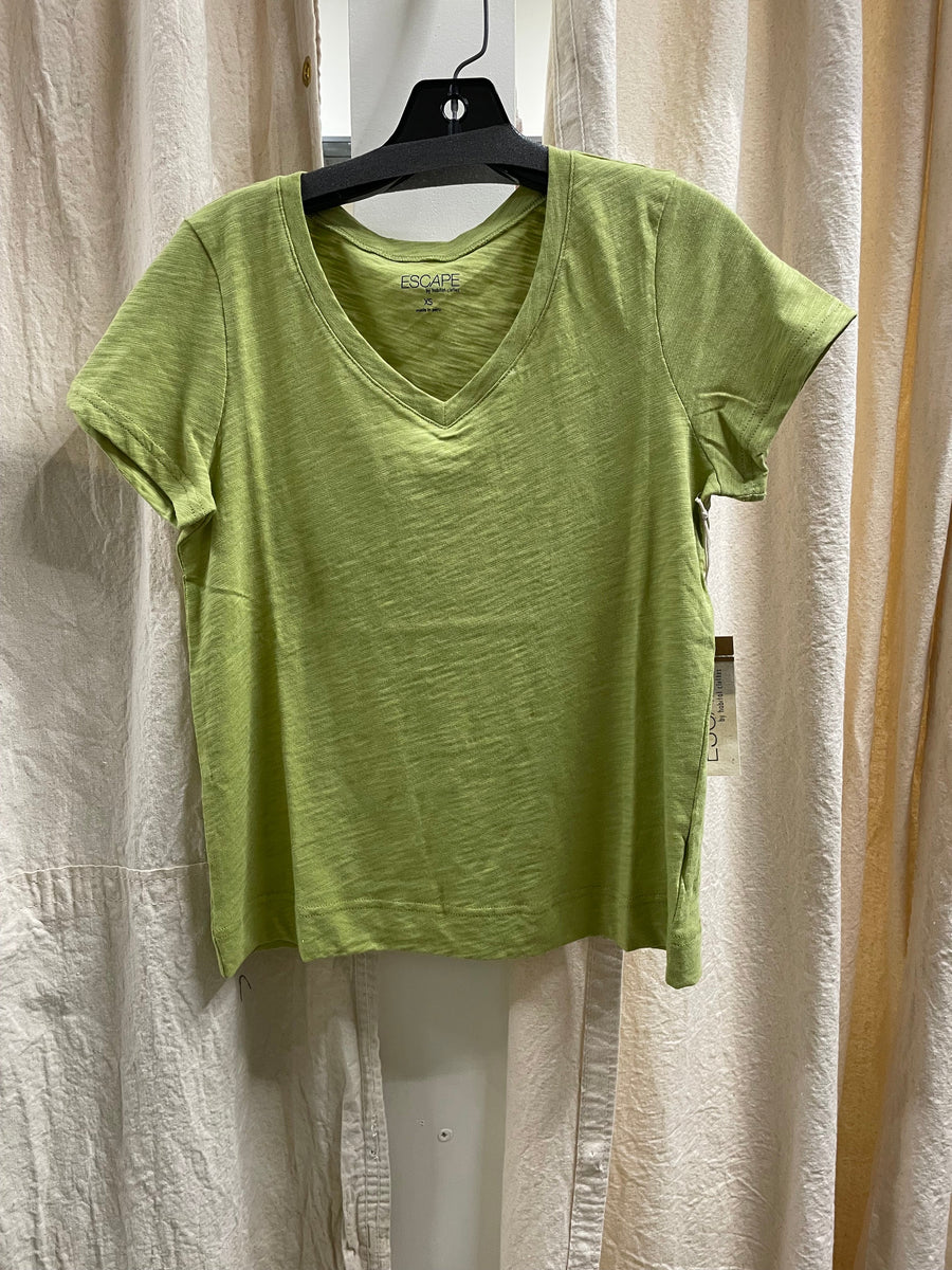 Solid Short Sleeve V-Neck Tee by Escape 10000
