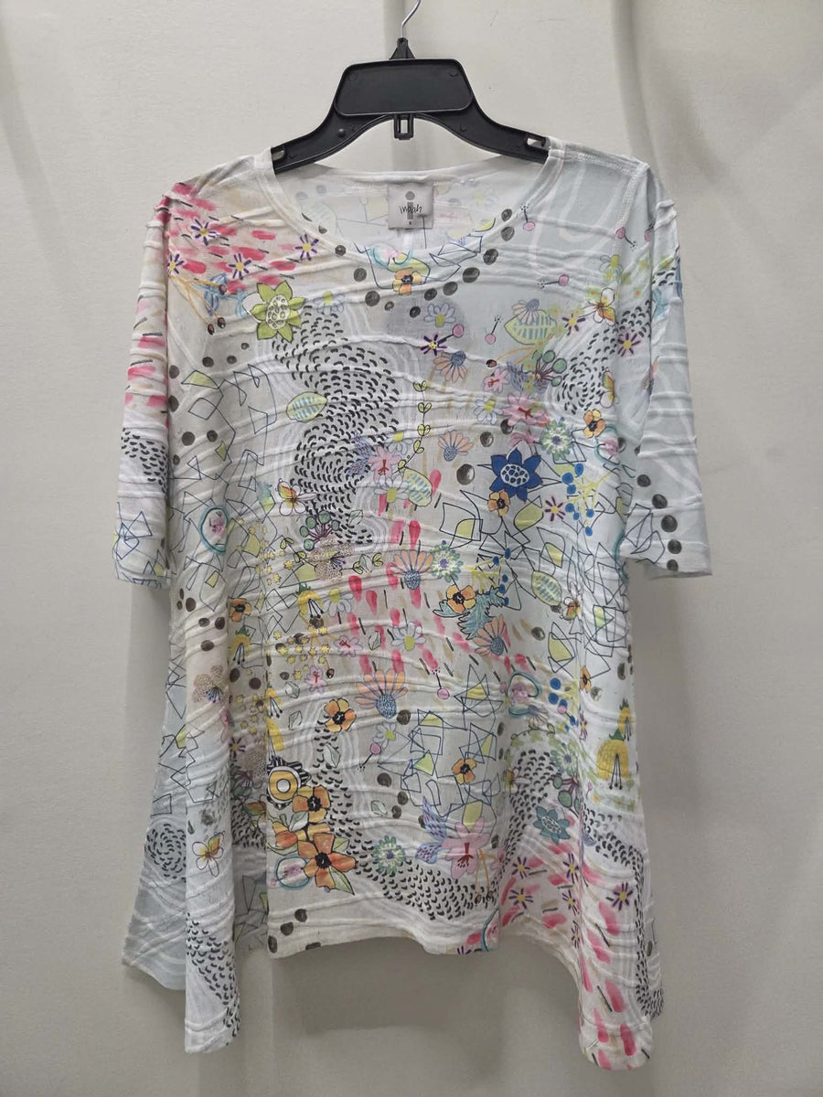 Textured Elbow Sleeve Top in Floral Bliss Print by Inoah