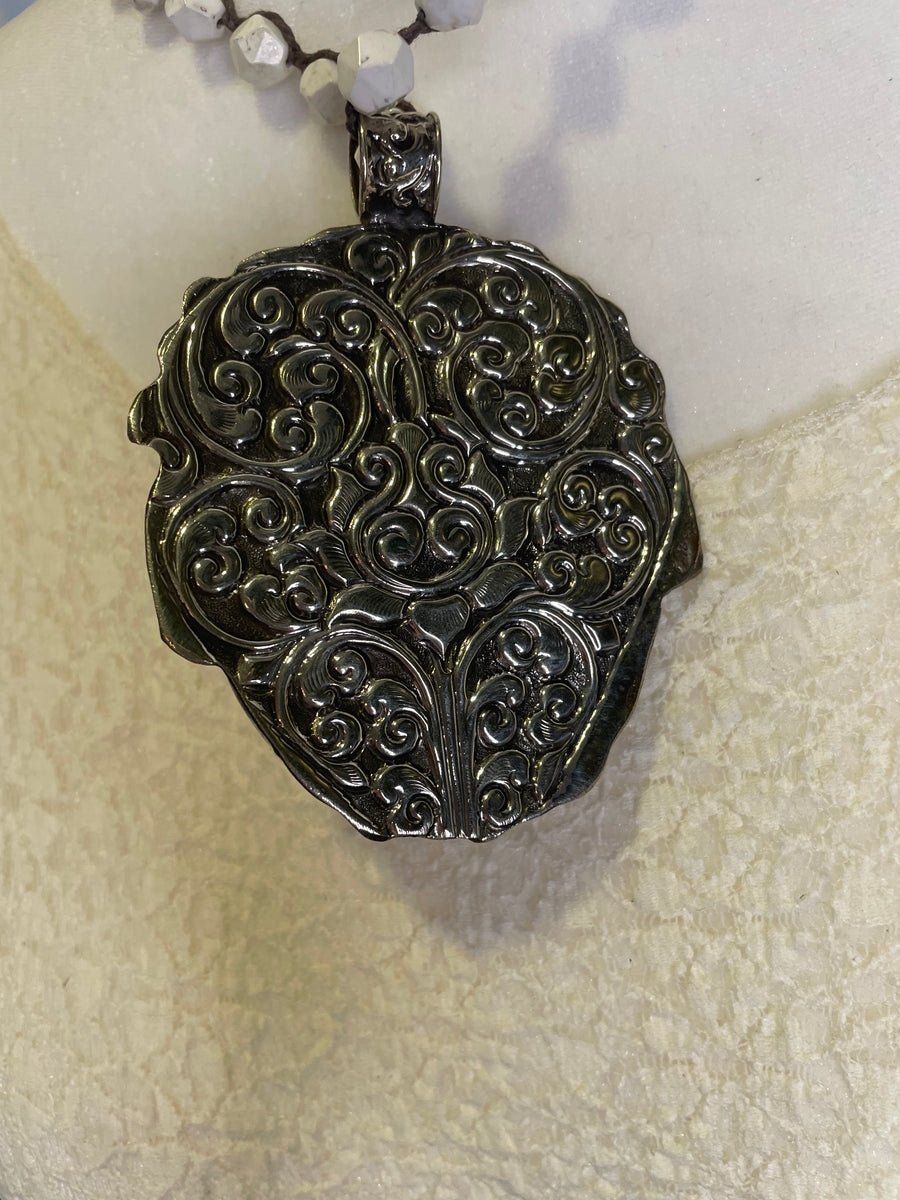 Peacock Lace Fossil Agate Short Necklace