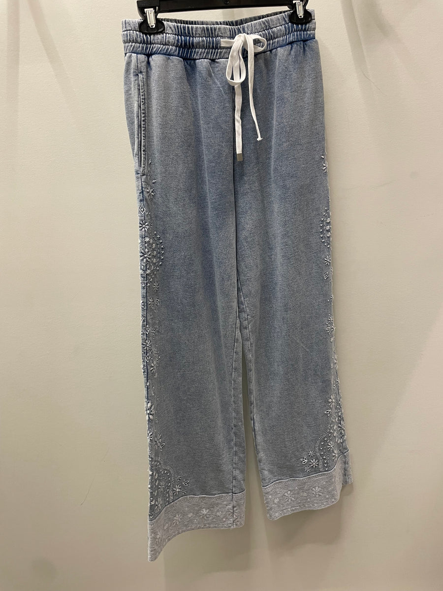 Marlow Cool in Spring Snowflake by Driftwood Jeans