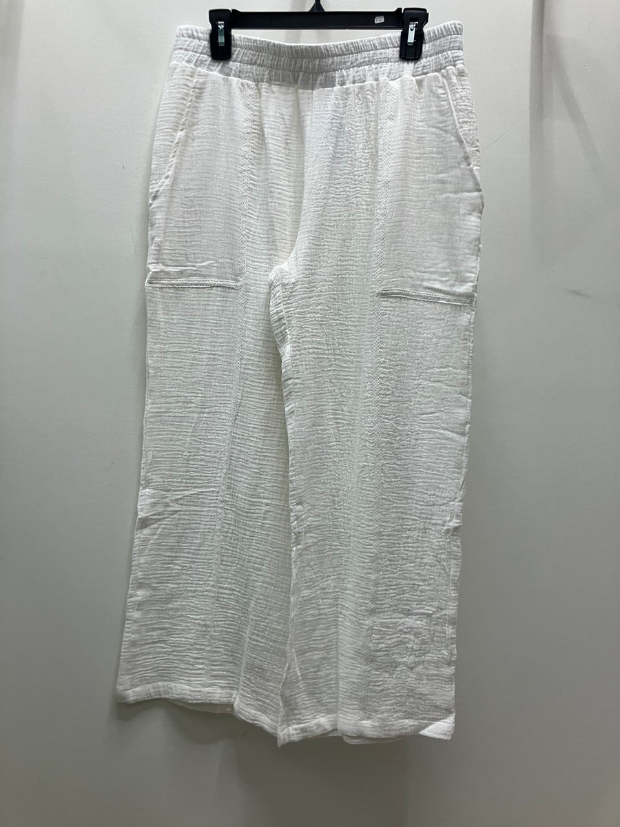 Cotton Gauze Cropped Wide Leg Pant with Crochet Lace Trim