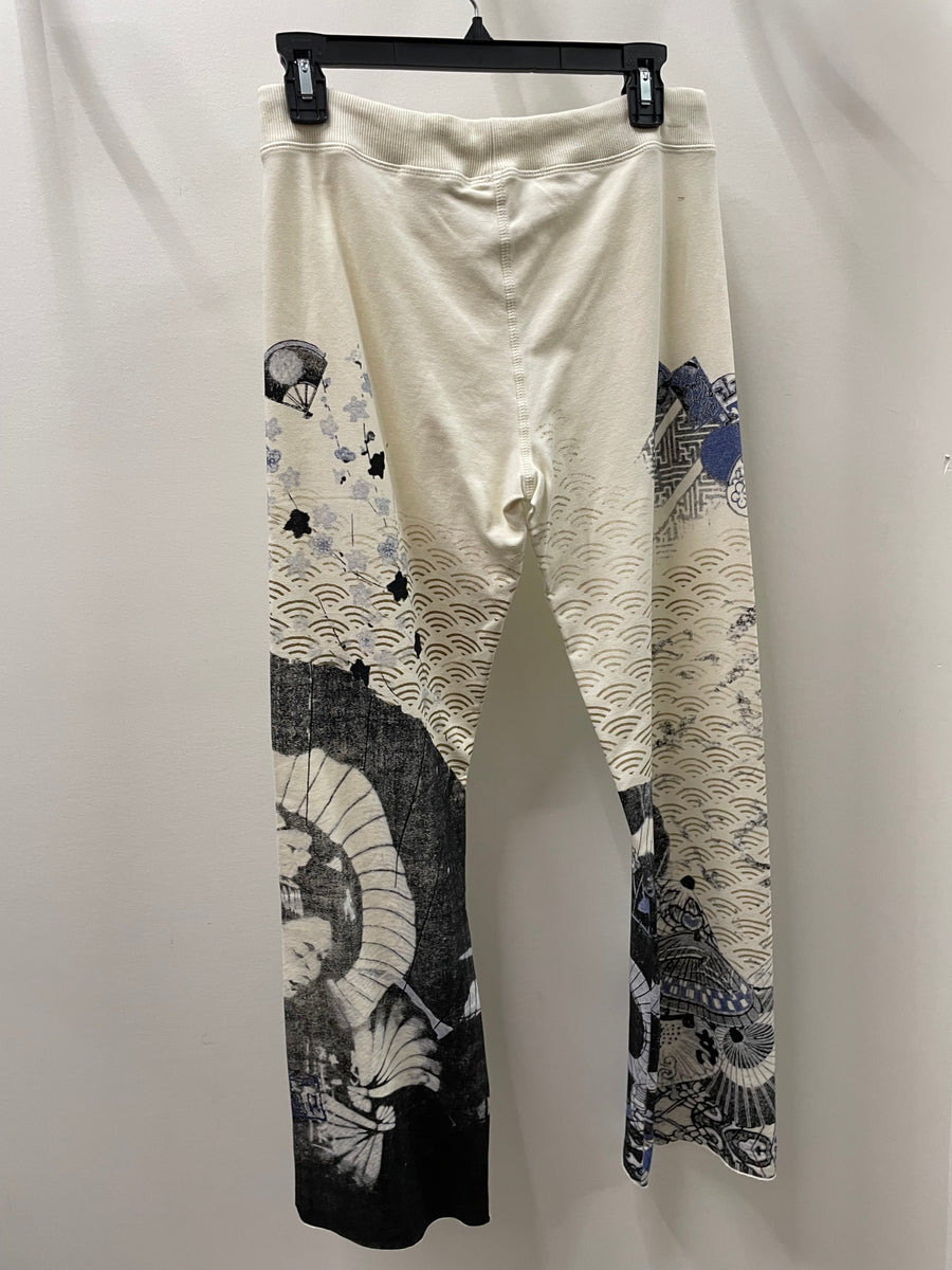 Zen Pant in Vase Print by Paparazzi