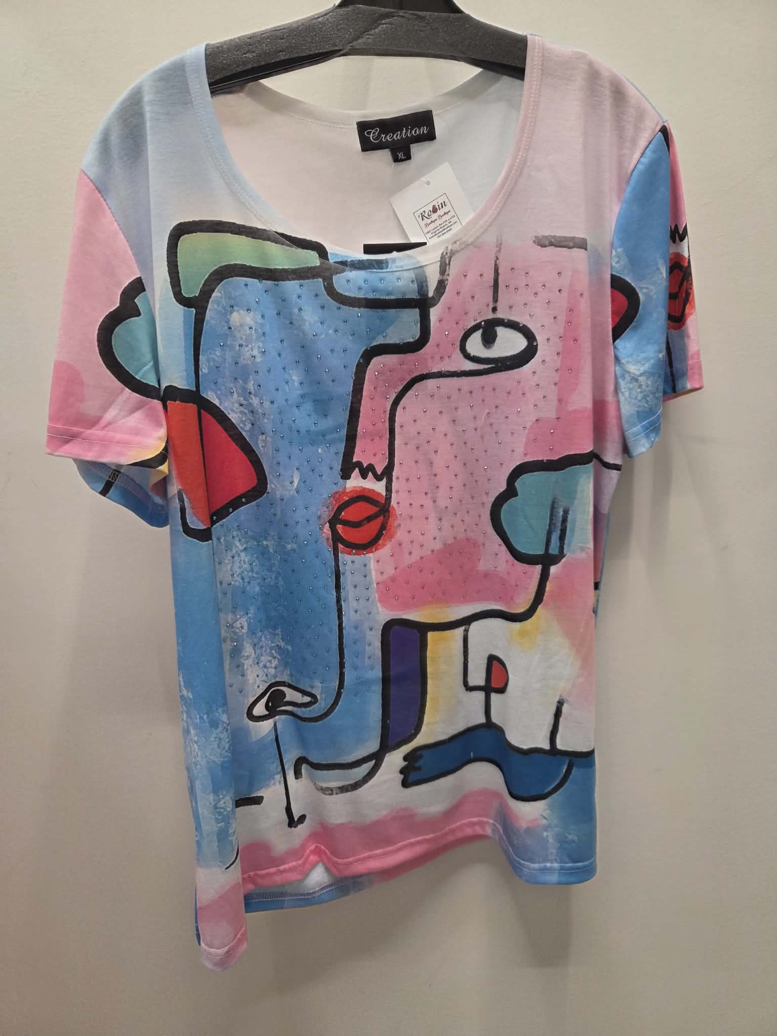 Abstract Face Tee by Creations Robin Boutiuqe