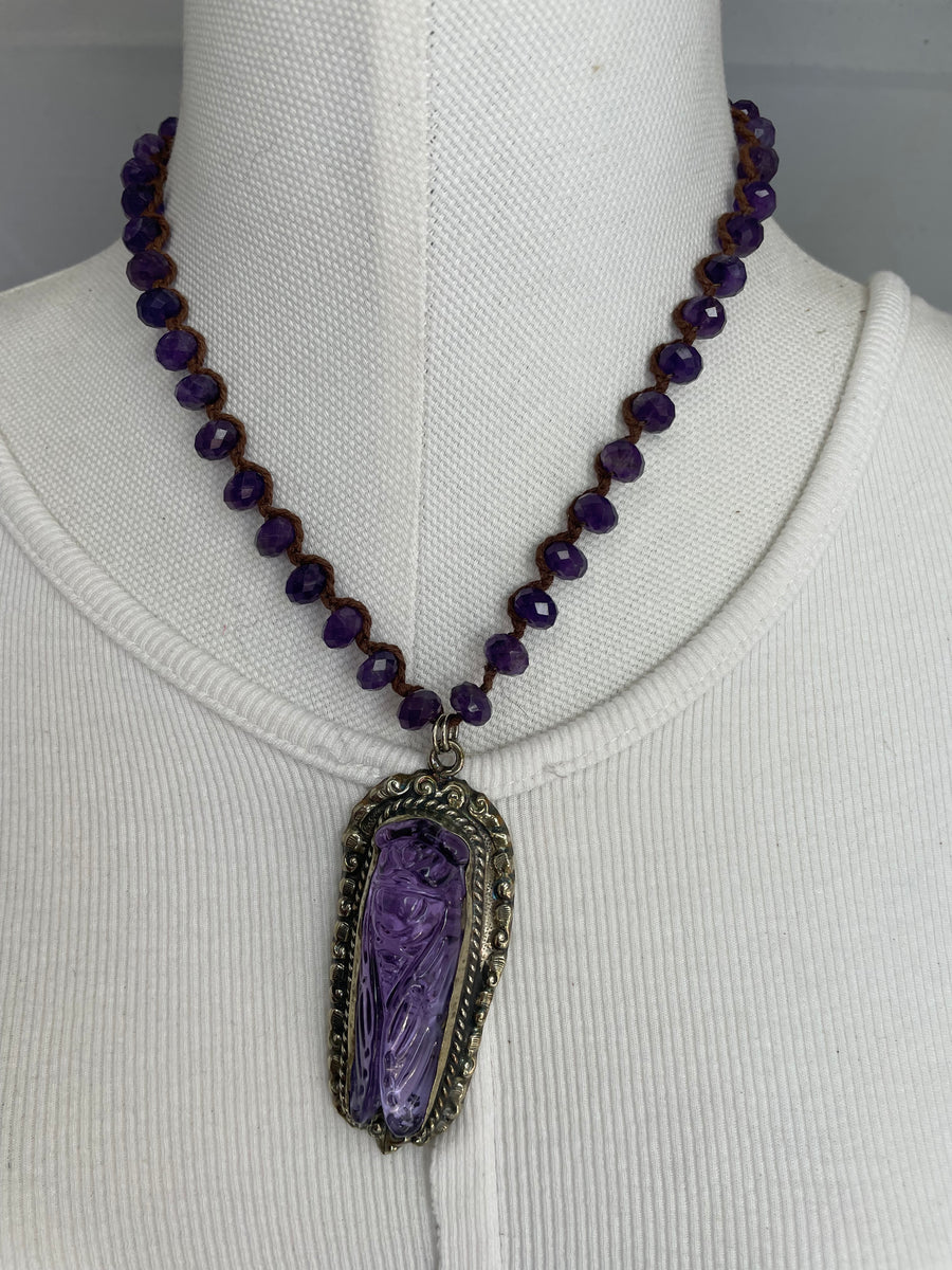 Carved Amethyst Cicada Short Necklace