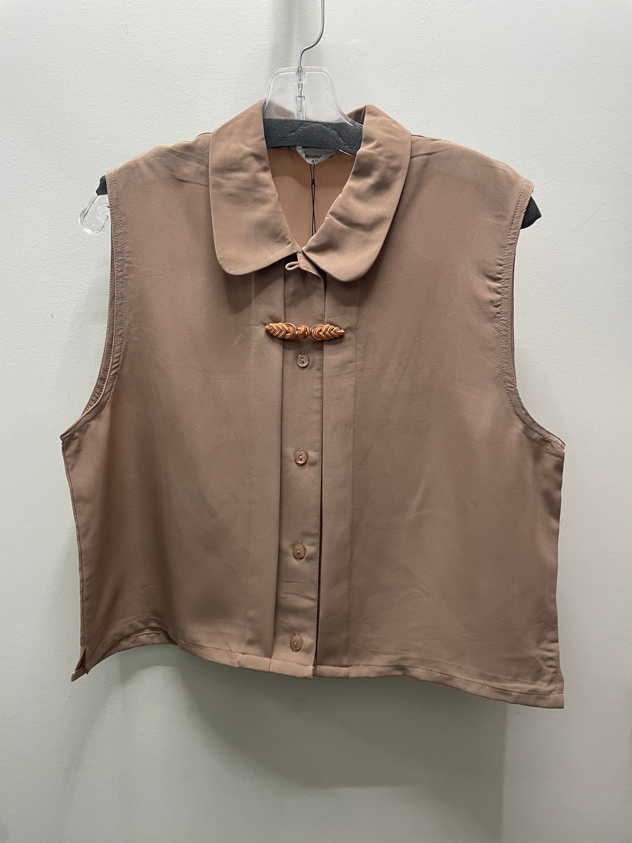 Reworked Sleeveless Flowy Crop Button Down #02