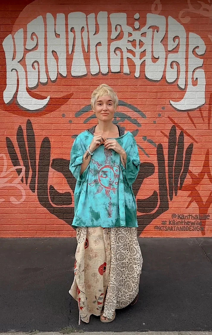 Boxy Dream Tee Presence & Wonder by Kantha Bae