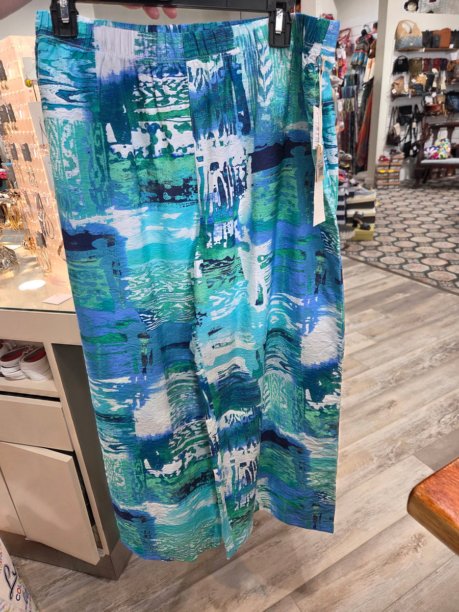 Crinkle Rayon Easy Pant in Leaves Print by Escape