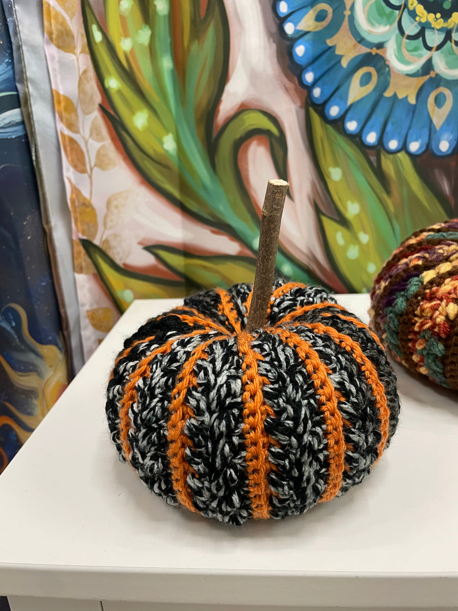 Harvest Crochet Charm Pumpkins