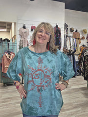Boxy Dream Tee Presence & Wonder by Kantha Bae