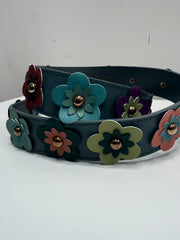 Hippie Flower Strap Robin 
Boutique