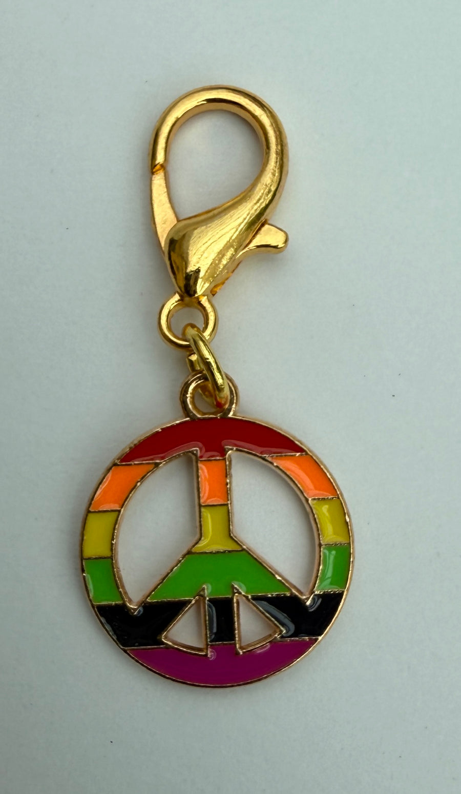 Multo Color Peace Sign Charm Robin Boutique