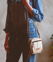Bedstu Womens Capture Handbag Robin Boutique