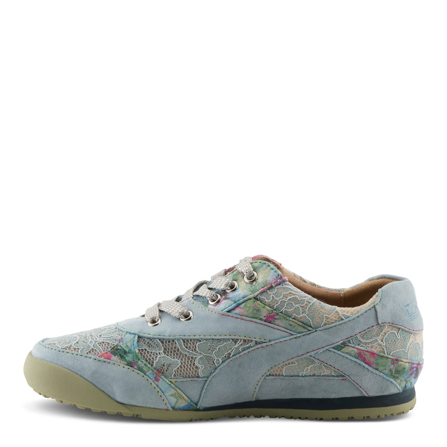 Wavehello shoes by L'Artiste