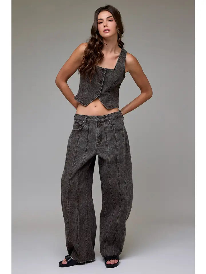 Sammie Barrel Jean in Cheetah by Hidden Jeans