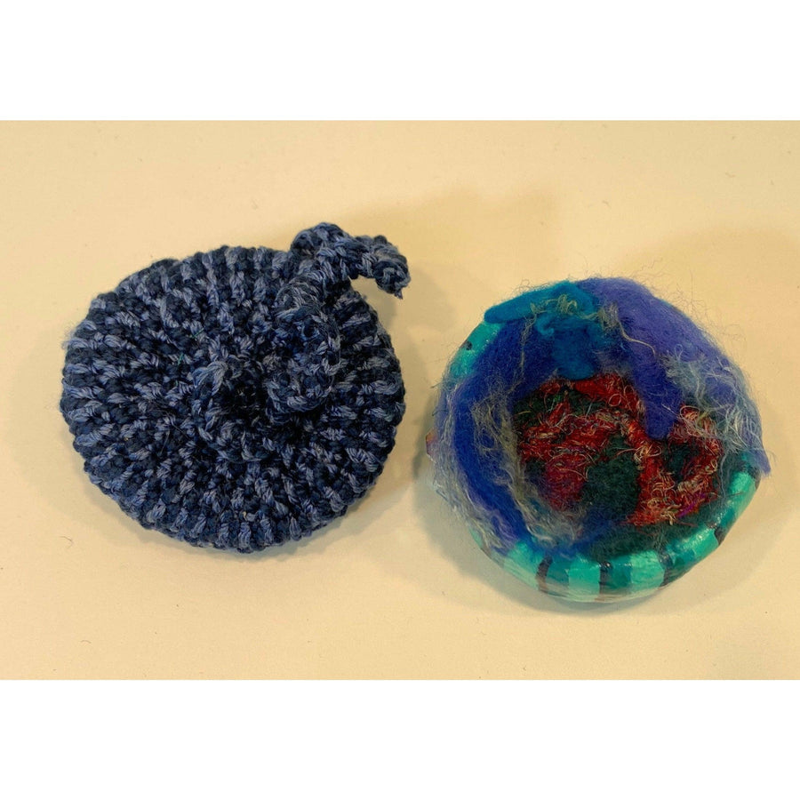 Whimsical magical trinket small jewelry box. Handmade box with crochet and crystal topper. Wedding or anniversary gift box. - Robin Boutique-Boutique 