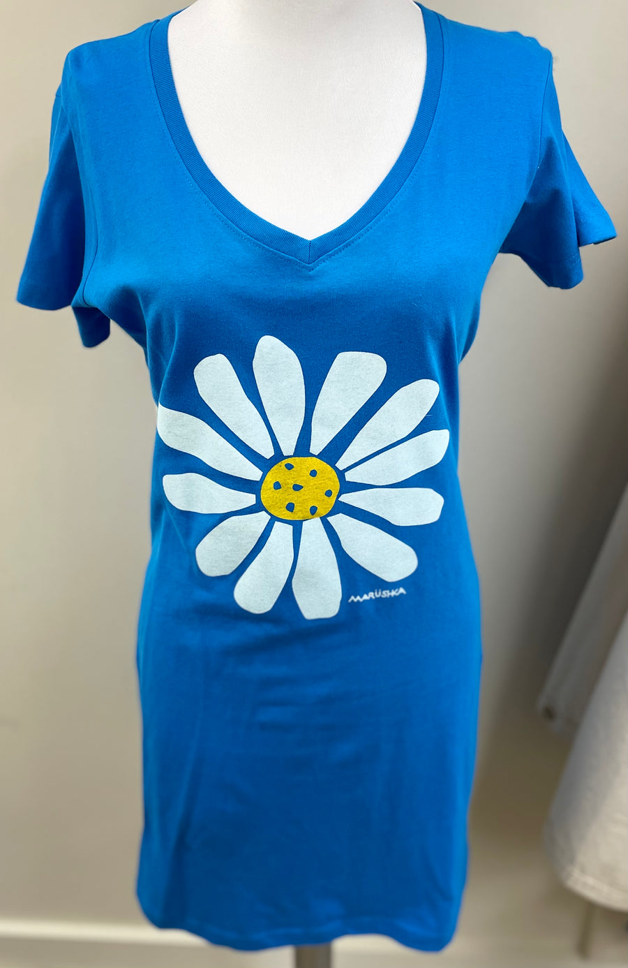 Big Daisy on V-Neck Dress